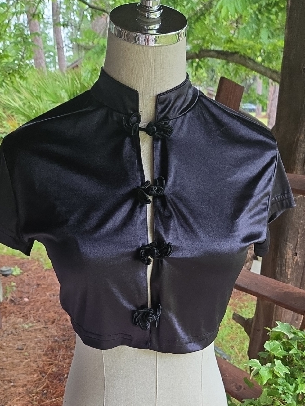 Timing Black Stretchy Bolero With Eastern Style Frog Fastener Closure Size Small